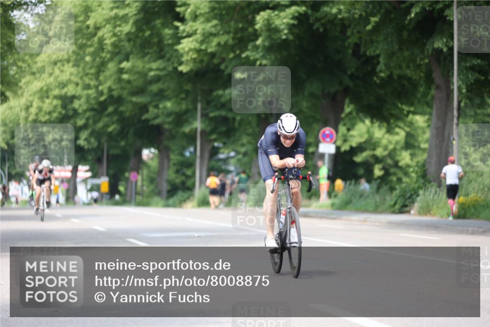 15.06.2025 - 7 Türme Triathlon Yannick Fuchs http://msf.ph/oto/8008875 15.06.2025 13:23:34 Radfahren 451, 580 meine-sportfotos.de