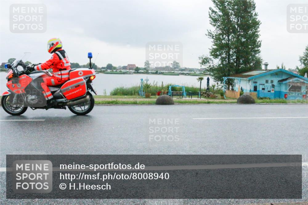 21.06.2025 - 27. Vierlanden-Triathlon H.Heesch http://msf.ph/oto/8008940 15.06.2025 13:28:35 Radfahren 1104, 1274 meine-sportfotos.de