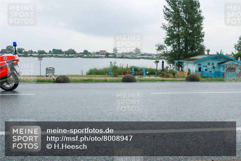 21.06.2025 - 27. Vierlanden-Triathlon H.Heesch http://msf.ph/oto/8008947 15.06.2025 13:28:35 Radfahren 1104, 1274 meine-sportfotos.de