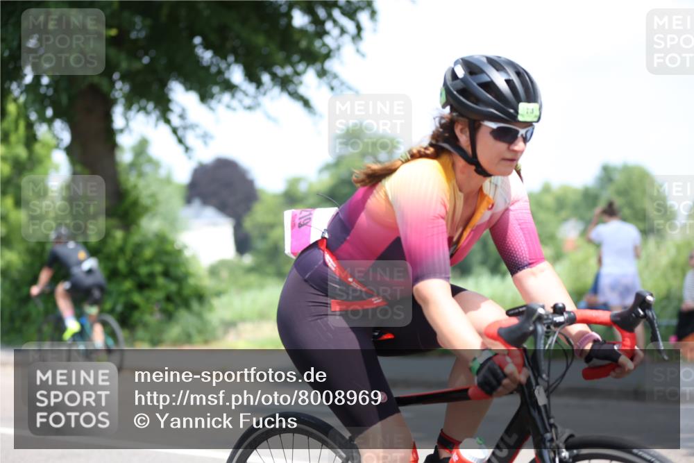 15.06.2025 - 7 Türme Triathlon Yannick Fuchs http://msf.ph/oto/8008969 15.06.2025 12:42:26 Radfahren 233, 254, 263, 297, 337, 465 meine-sportfotos.de