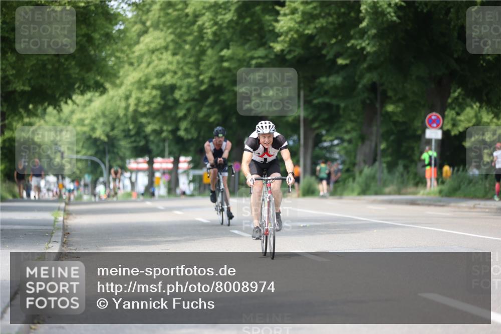 15.06.2025 - 7 Türme Triathlon Yannick Fuchs http://msf.ph/oto/8008974 15.06.2025 13:23:37 Radfahren 451, 580, 1181 meine-sportfotos.de