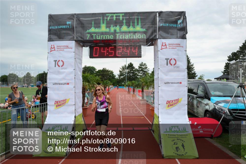 15.06.2025 - 7 Türme Triathlon Michael Strokosch http://msf.ph/oto/8009016 15.06.2025 14:52:44 Ziel 883 meine-sportfotos.de