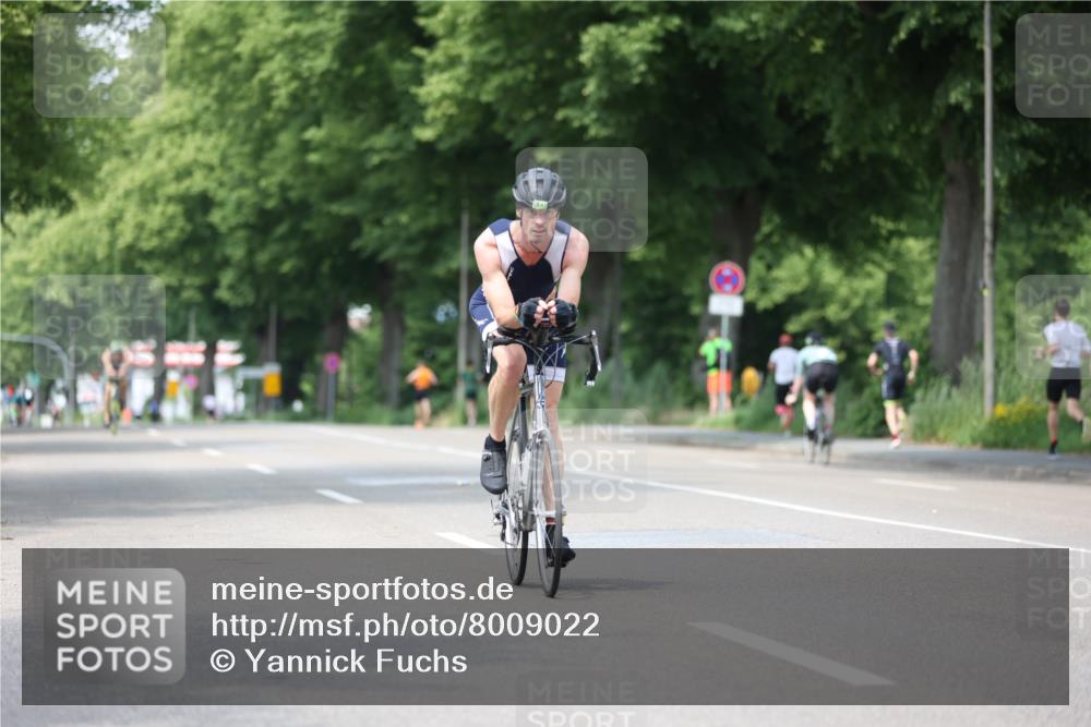 15.06.2025 - 7 Türme Triathlon Yannick Fuchs http://msf.ph/oto/8009022 15.06.2025 13:23:39 Radfahren 451, 1181 meine-sportfotos.de