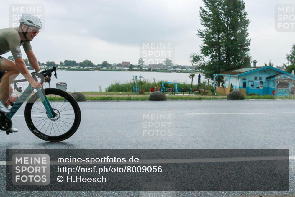 21.06.2025 - 27. Vierlanden-Triathlon H.Heesch http://msf.ph/oto/8009056 15.06.2025 13:29:10 Radfahren 1130 meine-sportfotos.de