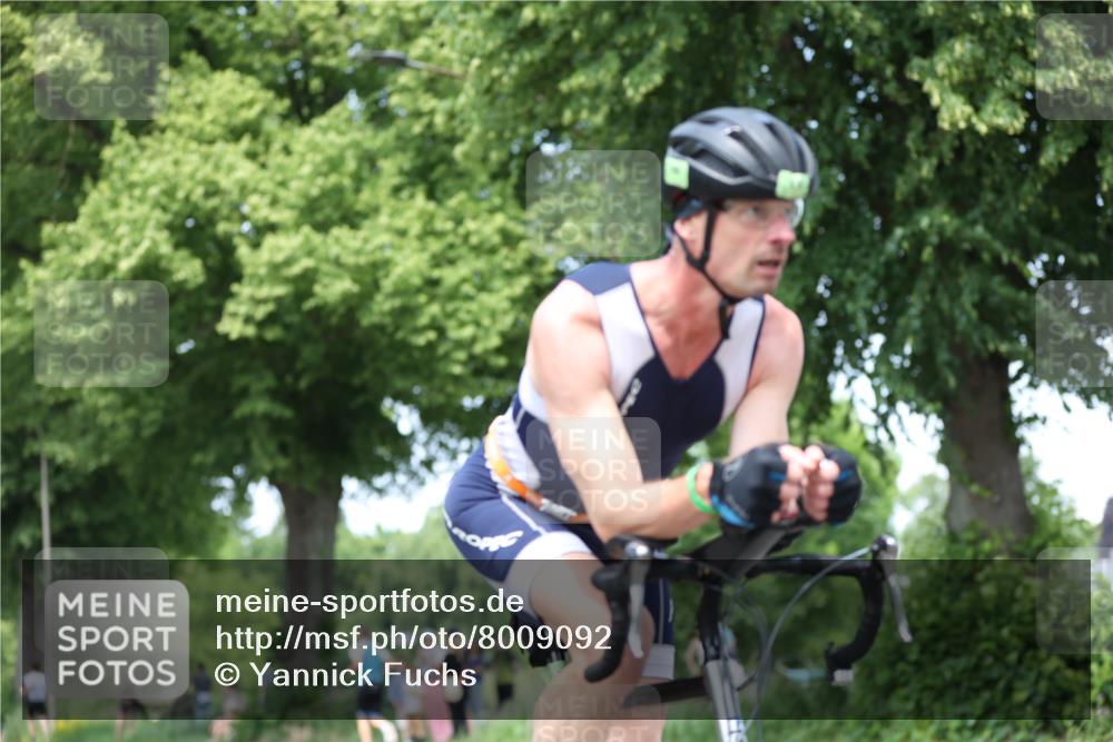 15.06.2025 - 7 Türme Triathlon Yannick Fuchs http://msf.ph/oto/8009092 15.06.2025 13:23:40 Radfahren 451, 1181 meine-sportfotos.de