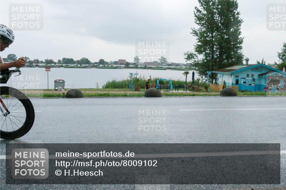 21.06.2025 - 27. Vierlanden-Triathlon H.Heesch http://msf.ph/oto/8009102 15.06.2025 13:29:17 Radfahren 1099, 1163, 1306 meine-sportfotos.de