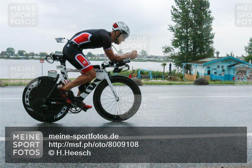 21.06.2025 - 27. Vierlanden-Triathlon H.Heesch http://msf.ph/oto/8009108 15.06.2025 13:29:17 Radfahren 1099, 1163, 1306 meine-sportfotos.de