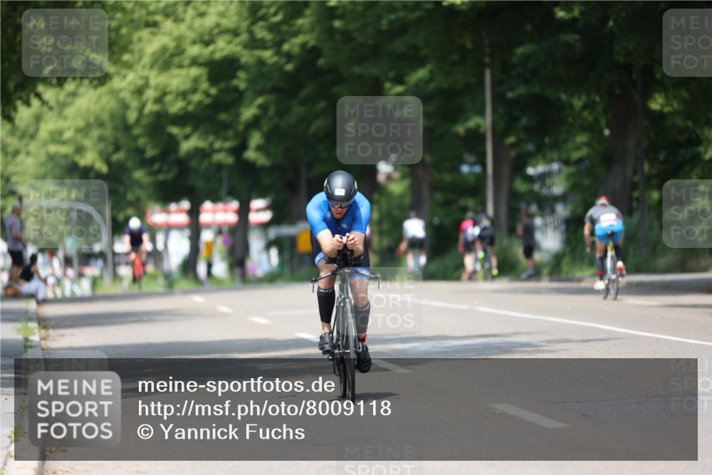 15.06.2025 - 7 Türme Triathlon Yannick Fuchs http://msf.ph/oto/8009118 15.06.2025 12:42:36 Radfahren 201, 214, 283, 561 meine-sportfotos.de