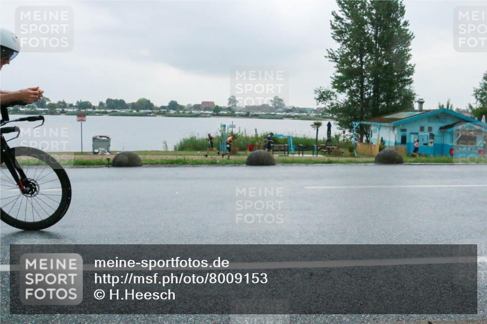 21.06.2025 - 27. Vierlanden-Triathlon H.Heesch http://msf.ph/oto/8009153 15.06.2025 13:29:25 Radfahren 1100, 1236, 1243 meine-sportfotos.de