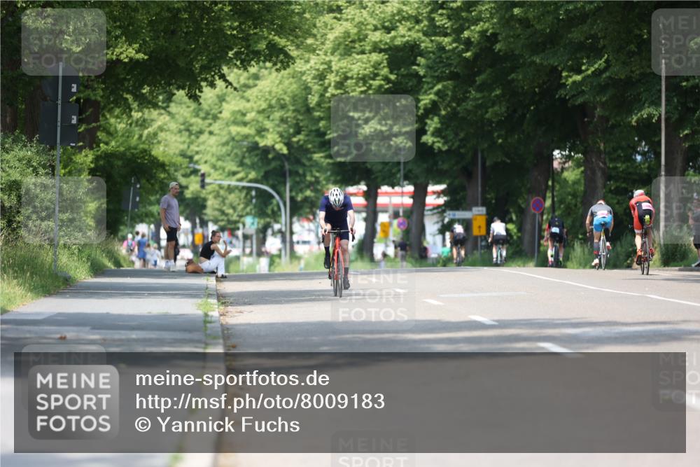 15.06.2025 - 7 Türme Triathlon Yannick Fuchs http://msf.ph/oto/8009183 15.06.2025 12:42:40 Radfahren 214, 306, 561 meine-sportfotos.de