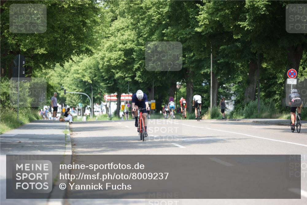 15.06.2025 - 7 Türme Triathlon Yannick Fuchs http://msf.ph/oto/8009237 15.06.2025 12:42:41 Radfahren 214, 306, 561 meine-sportfotos.de