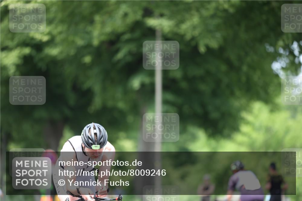 15.06.2025 - 7 Türme Triathlon Yannick Fuchs http://msf.ph/oto/8009246 15.06.2025 13:23:57 Radfahren 458, 874, 908, 1016 meine-sportfotos.de