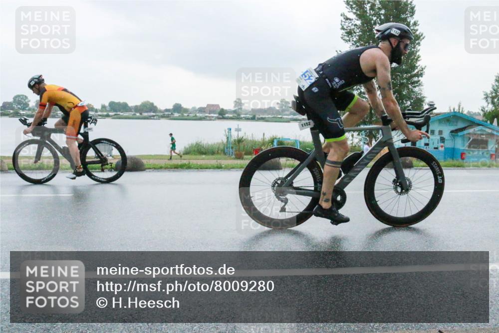 21.06.2025 - 27. Vierlanden-Triathlon H.Heesch http://msf.ph/oto/8009280 15.06.2025 13:29:59 Radfahren 1105, 1152, 1237, 1256, 1257 meine-sportfotos.de