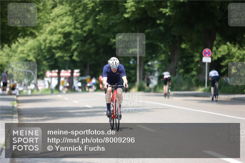 15.06.2025 - 7 Türme Triathlon Yannick Fuchs http://msf.ph/oto/8009296 15.06.2025 12:42:43 Radfahren 214, 306 meine-sportfotos.de