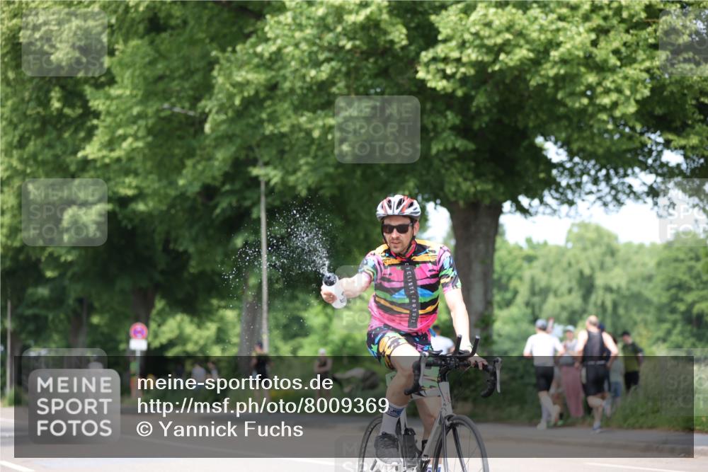 15.06.2025 - 7 Türme Triathlon Yannick Fuchs http://msf.ph/oto/8009369 15.06.2025 13:24:01 Radfahren 219, 458, 624, 1016 meine-sportfotos.de