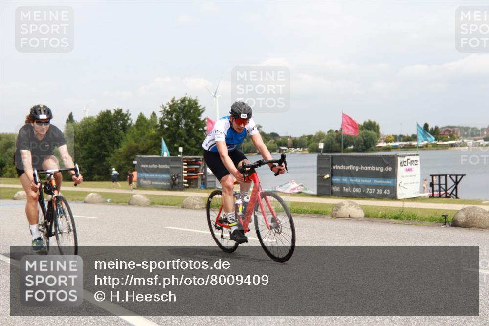 21.06.2025 - 27. Vierlanden-Triathlon H.Heesch http://msf.ph/oto/8009409 15.06.2025 12:24:39 Radfahren 714, 747, 841, 968 meine-sportfotos.de