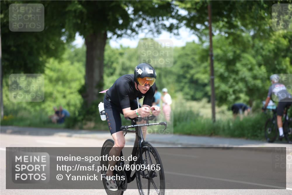 15.06.2025 - 7 Türme Triathlon Yannick Fuchs http://msf.ph/oto/8009465 15.06.2025 12:43:05 Radfahren 369, 392 meine-sportfotos.de