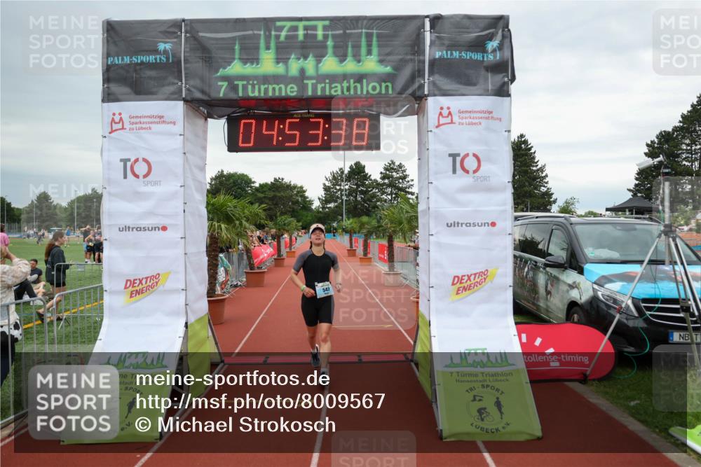 15.06.2025 - 7 Türme Triathlon Michael Strokosch http://msf.ph/oto/8009567 15.06.2025 14:53:37 Ziel 547 meine-sportfotos.de