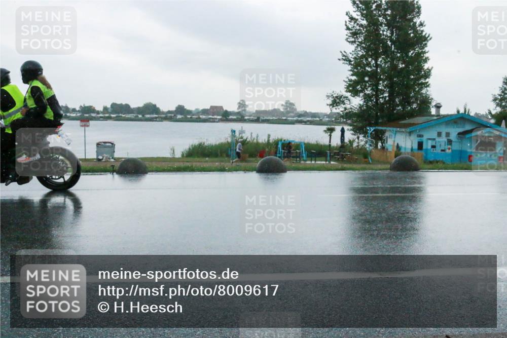 21.06.2025 - 27. Vierlanden-Triathlon H.Heesch http://msf.ph/oto/8009617 15.06.2025 13:33:46 Radfahren 1159 meine-sportfotos.de