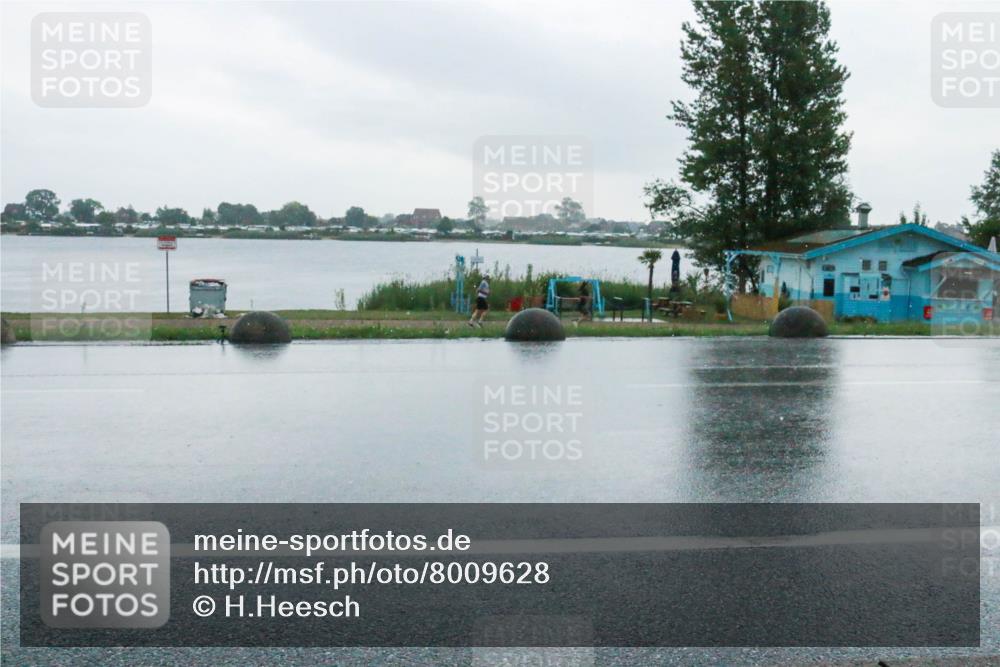 21.06.2025 - 27. Vierlanden-Triathlon H.Heesch http://msf.ph/oto/8009628 15.06.2025 13:33:46 Radfahren 1159 meine-sportfotos.de