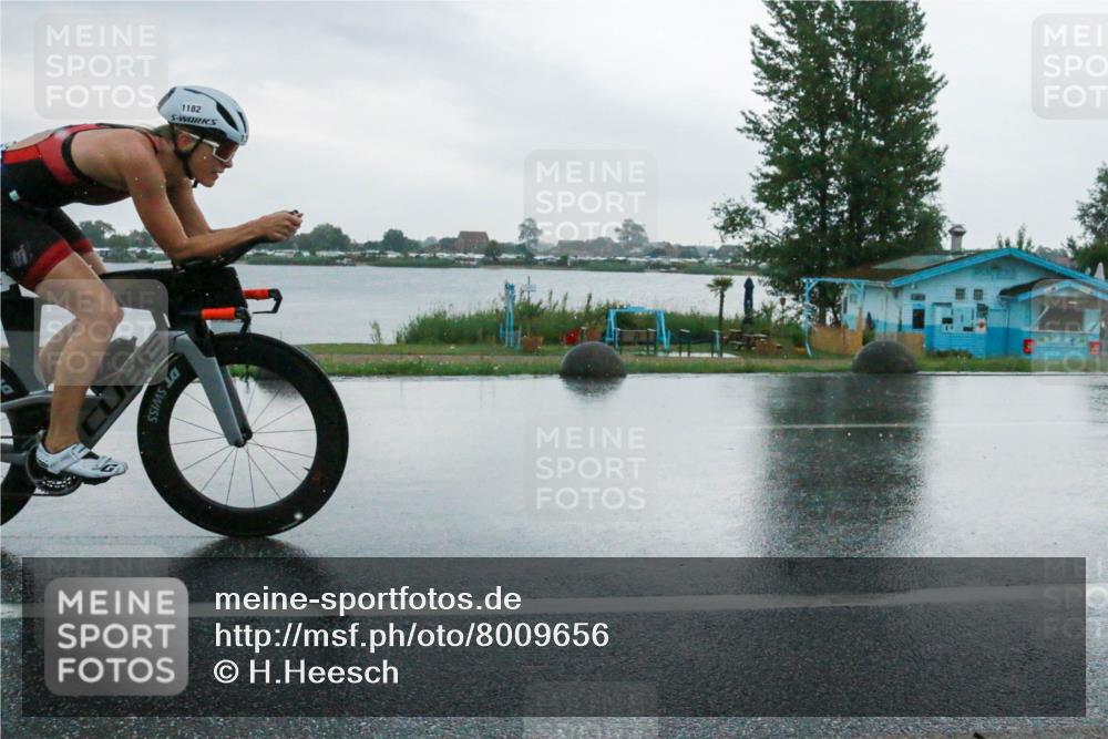 21.06.2025 - 27. Vierlanden-Triathlon H.Heesch http://msf.ph/oto/8009656 15.06.2025 13:37:53 Radfahren 1182 meine-sportfotos.de