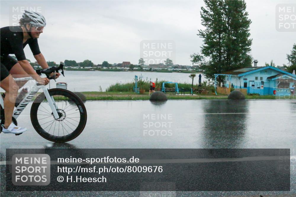 21.06.2025 - 27. Vierlanden-Triathlon H.Heesch http://msf.ph/oto/8009676 15.06.2025 13:39:41 Radfahren 1222 meine-sportfotos.de