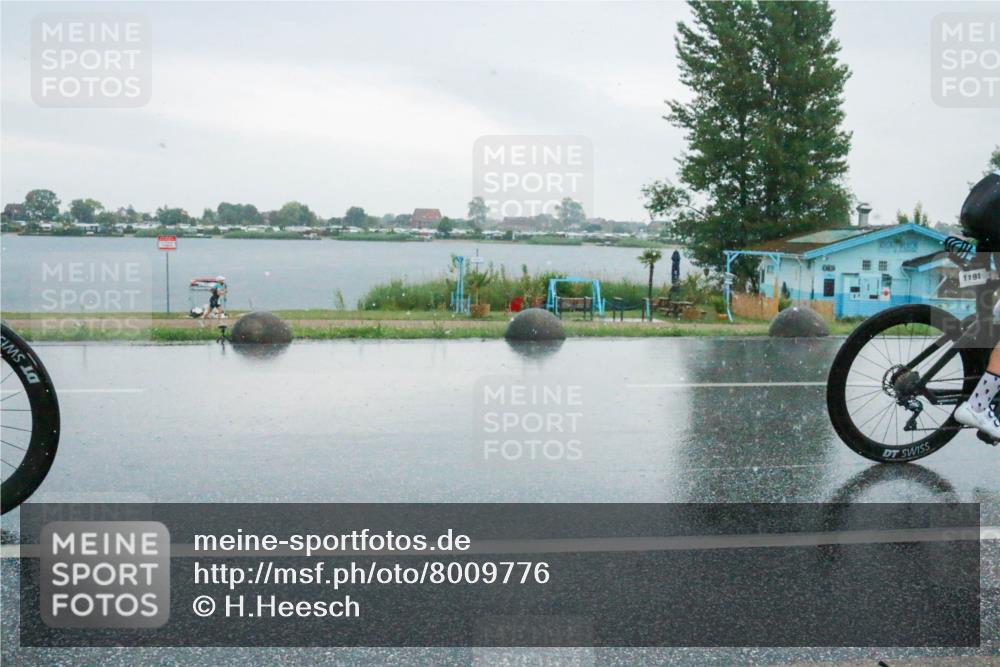 21.06.2025 - 27. Vierlanden-Triathlon H.Heesch http://msf.ph/oto/8009776 15.06.2025 13:41:51 Radfahren 1180, 1190, 1191 meine-sportfotos.de