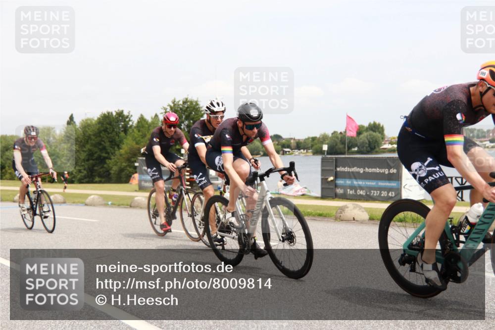 21.06.2025 - 27. Vierlanden-Triathlon H.Heesch http://msf.ph/oto/8009814 15.06.2025 12:31:43 Radfahren 785, 1000, 1001, 1002, 1003 meine-sportfotos.de