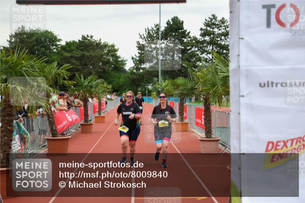 15.06.2025 - 7 Türme Triathlon Michael Strokosch http://msf.ph/oto/8009840 15.06.2025 14:54:16 Ziel 766, 874 meine-sportfotos.de