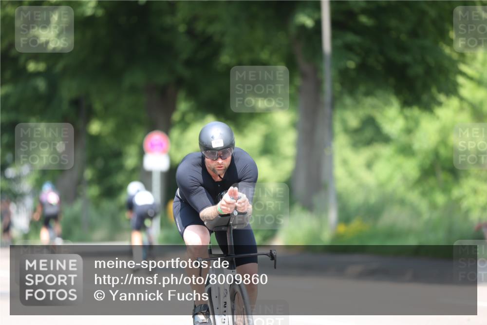 15.06.2025 - 7 Türme Triathlon Yannick Fuchs http://msf.ph/oto/8009860 15.06.2025 12:43:43 Radfahren 491, 571, 584, 611, 630, 662 meine-sportfotos.de