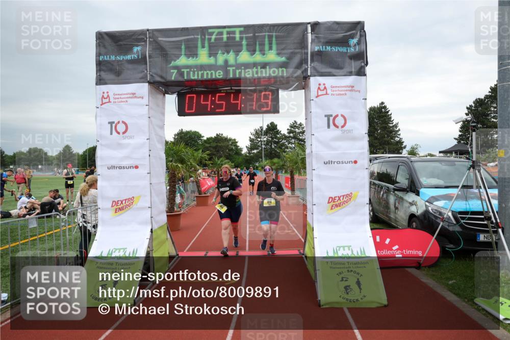 15.06.2025 - 7 Türme Triathlon Michael Strokosch http://msf.ph/oto/8009891 15.06.2025 14:54:19 Ziel 408, 409, 766, 874 meine-sportfotos.de