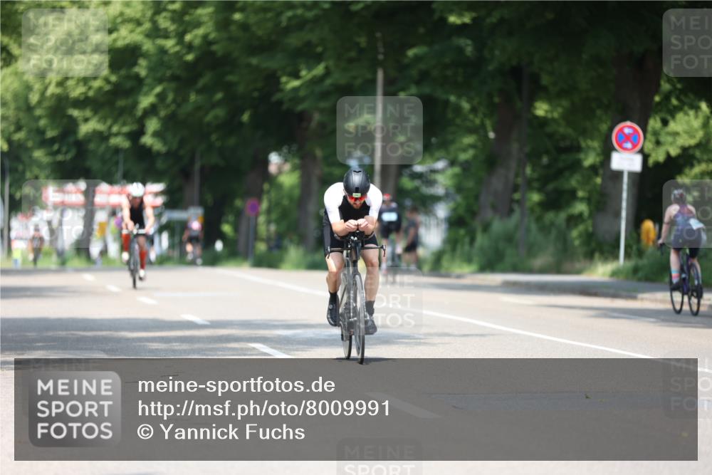 15.06.2025 - 7 Türme Triathlon Yannick Fuchs http://msf.ph/oto/8009991 15.06.2025 12:43:52 Radfahren 263, 287, 356, 561 meine-sportfotos.de