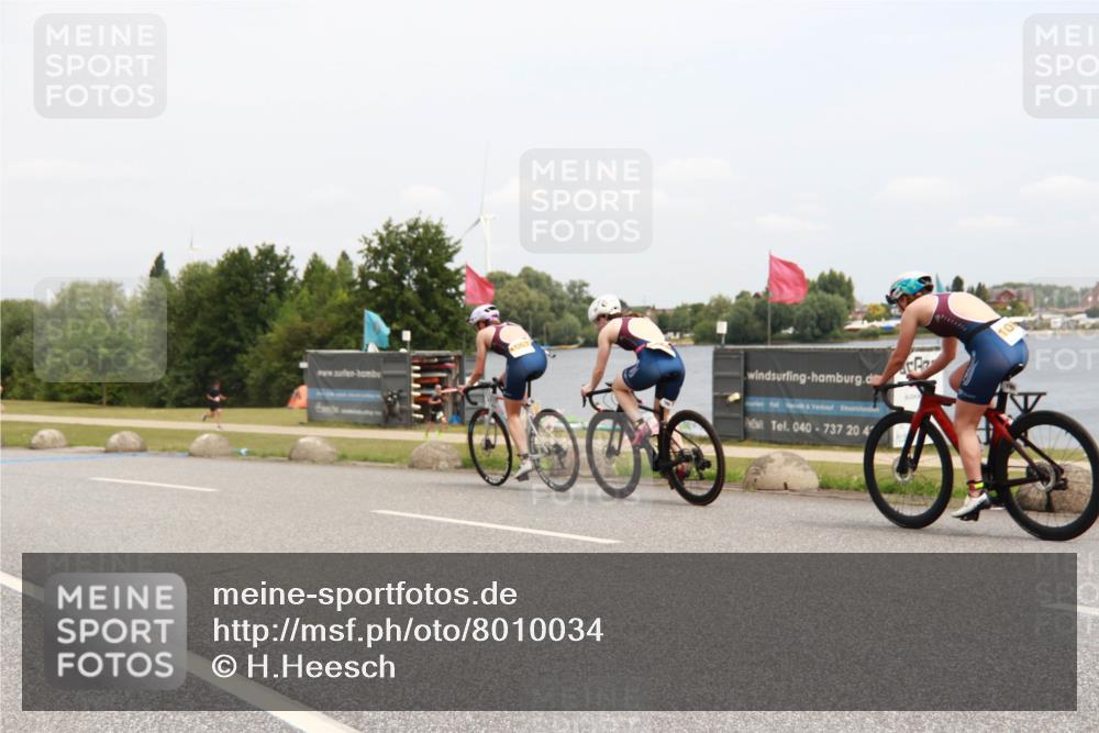 21.06.2025 - 27. Vierlanden-Triathlon H.Heesch http://msf.ph/oto/8010034 15.06.2025 12:34:02 Radfahren 888, 1065, 1067, 1068 meine-sportfotos.de