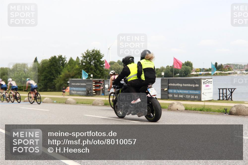 21.06.2025 - 27. Vierlanden-Triathlon H.Heesch http://msf.ph/oto/8010057 15.06.2025 12:34:03 Radfahren 888, 1065, 1066, 1067, 1068 meine-sportfotos.de