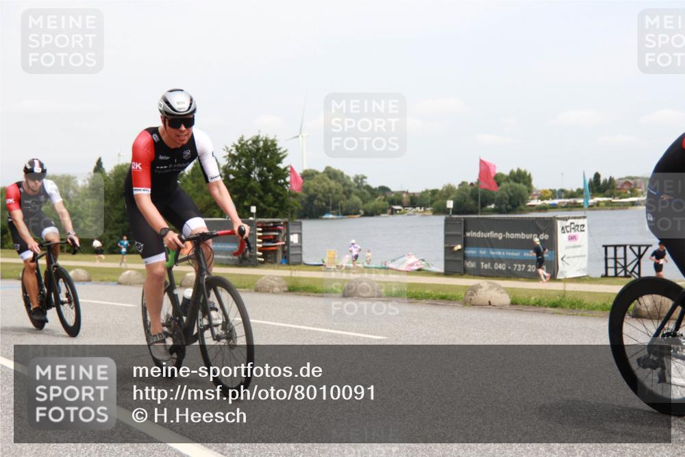 21.06.2025 - 27. Vierlanden-Triathlon H.Heesch http://msf.ph/oto/8010091 15.06.2025 12:34:11 Radfahren 994, 995, 996, 997, 998, 1061, 1062, 1063, 1064, 1066 meine-sportfotos.de