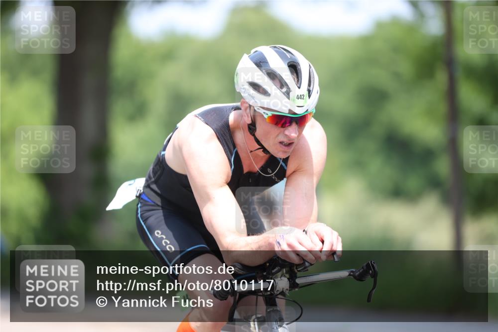 15.06.2025 - 7 Türme Triathlon Yannick Fuchs http://msf.ph/oto/8010117 15.06.2025 12:43:56 Radfahren 233, 263, 287, 356, 561 meine-sportfotos.de
