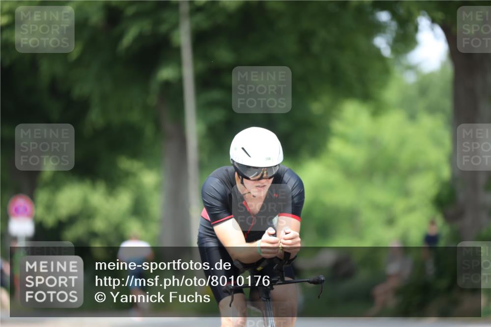15.06.2025 - 7 Türme Triathlon Yannick Fuchs http://msf.ph/oto/8010176 15.06.2025 13:24:58 Radfahren 208, 371, 373, 473, 550 meine-sportfotos.de