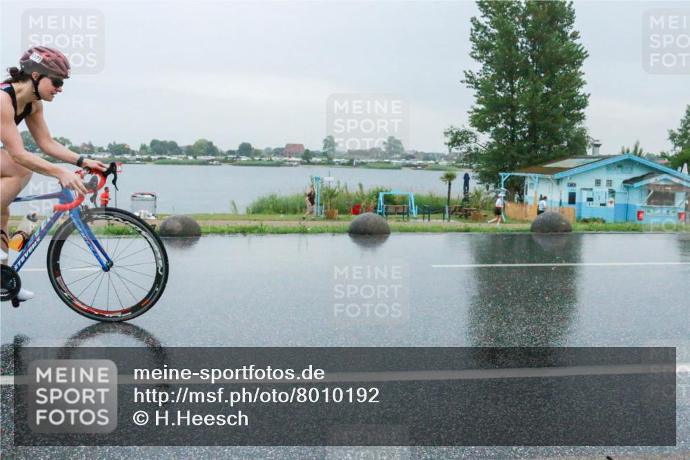 21.06.2025 - 27. Vierlanden-Triathlon H.Heesch http://msf.ph/oto/8010192 15.06.2025 13:48:16 Radfahren 1177 meine-sportfotos.de