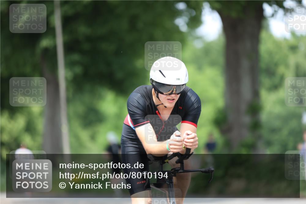 15.06.2025 - 7 Türme Triathlon Yannick Fuchs http://msf.ph/oto/8010194 15.06.2025 13:24:58 Radfahren 208, 371, 373, 473, 550 meine-sportfotos.de