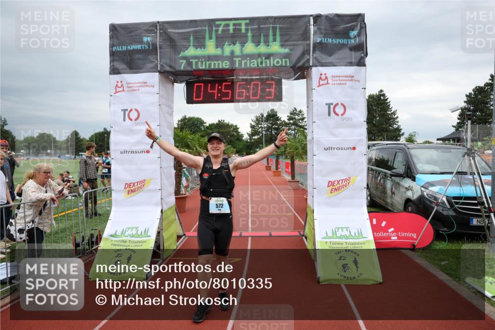 15.06.2025 - 7 Türme Triathlon Michael Strokosch http://msf.ph/oto/8010335 15.06.2025 14:56:03 Ziel 572 meine-sportfotos.de