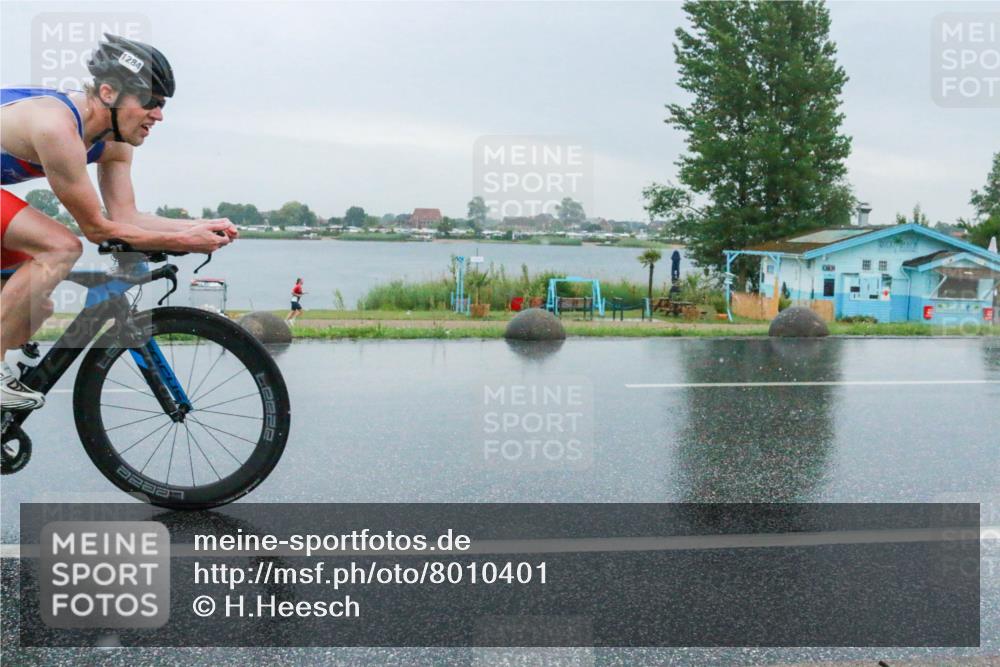 21.06.2025 - 27. Vierlanden-Triathlon H.Heesch http://msf.ph/oto/8010401 15.06.2025 13:50:19 Radfahren 1284 meine-sportfotos.de