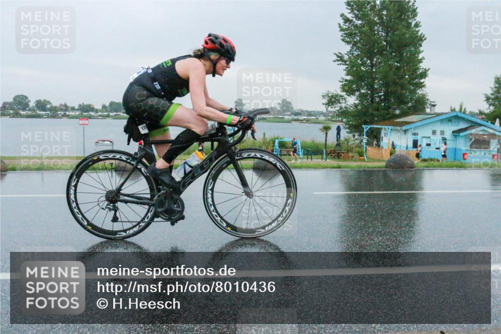 21.06.2025 - 27. Vierlanden-Triathlon H.Heesch http://msf.ph/oto/8010436 15.06.2025 13:50:35 Radfahren 1201 meine-sportfotos.de