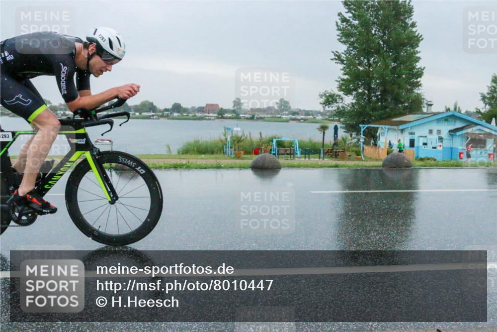 21.06.2025 - 27. Vierlanden-Triathlon H.Heesch http://msf.ph/oto/8010447 15.06.2025 13:50:43 Radfahren 1293 meine-sportfotos.de