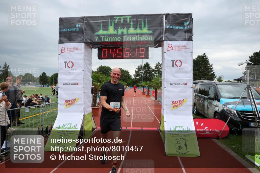 15.06.2025 - 7 Türme Triathlon Michael Strokosch http://msf.ph/oto/8010457 15.06.2025 14:56:19 Ziel 378, 673 meine-sportfotos.de