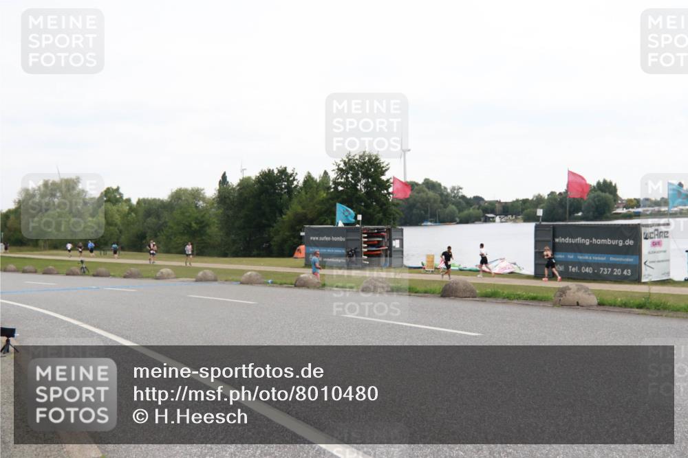 21.06.2025 - 27. Vierlanden-Triathlon H.Heesch http://msf.ph/oto/8010480 15.06.2025 12:55:29 Radfahren  meine-sportfotos.de