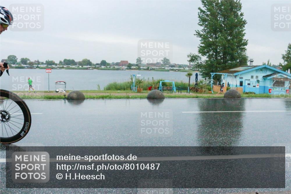 21.06.2025 - 27. Vierlanden-Triathlon H.Heesch http://msf.ph/oto/8010487 15.06.2025 13:50:53 Radfahren 1279, 1309 meine-sportfotos.de