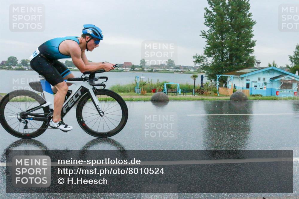 21.06.2025 - 27. Vierlanden-Triathlon H.Heesch http://msf.ph/oto/8010524 15.06.2025 13:51:06 Radfahren 1265, 1311 meine-sportfotos.de