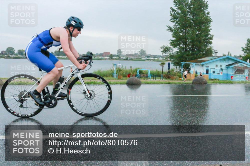 21.06.2025 - 27. Vierlanden-Triathlon H.Heesch http://msf.ph/oto/8010576 15.06.2025 13:51:24 Radfahren 1175 meine-sportfotos.de