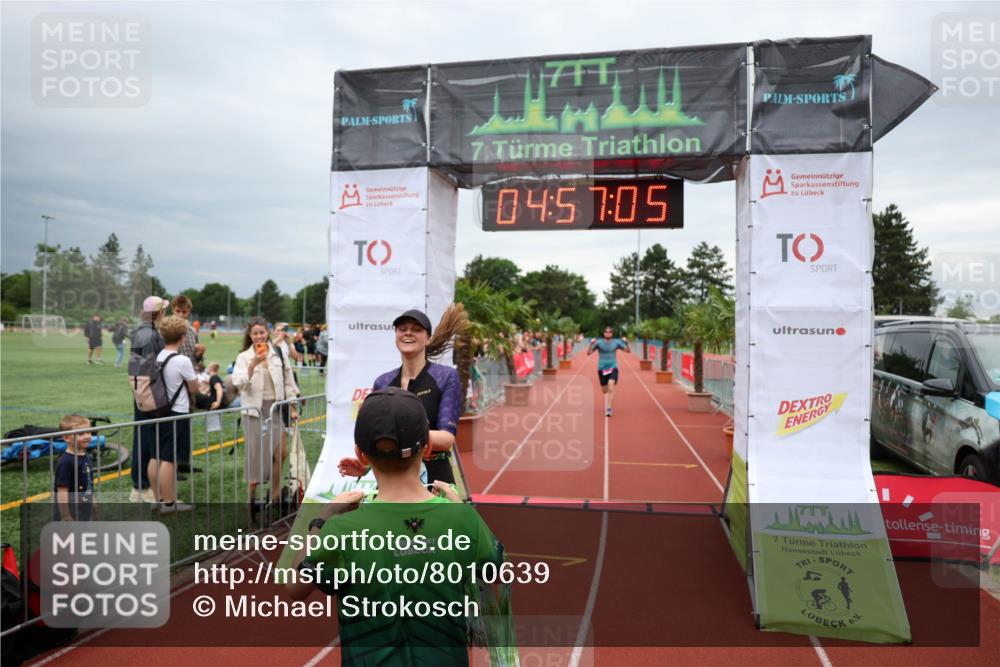 15.06.2025 - 7 Türme Triathlon Michael Strokosch http://msf.ph/oto/8010639 15.06.2025 14:57:04 Ziel 302, 660 meine-sportfotos.de