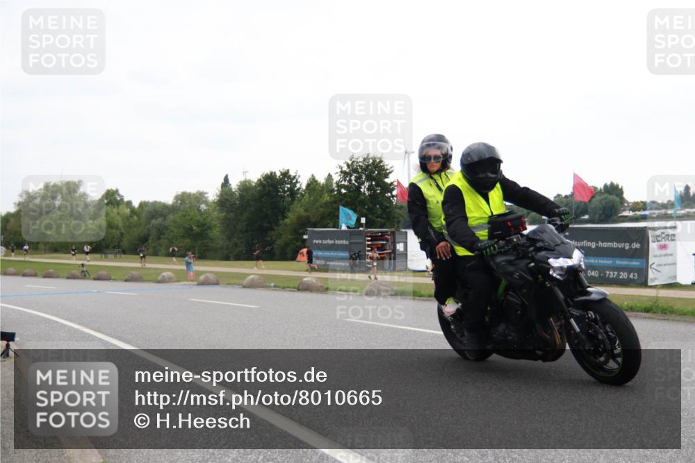 21.06.2025 - 27. Vierlanden-Triathlon H.Heesch http://msf.ph/oto/8010665 15.06.2025 12:58:36 Radfahren 1127 meine-sportfotos.de